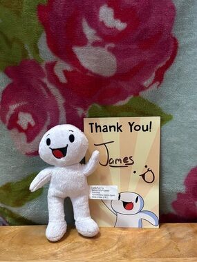 White Plush TheOdd1sOut animator Doll with Smiling Face